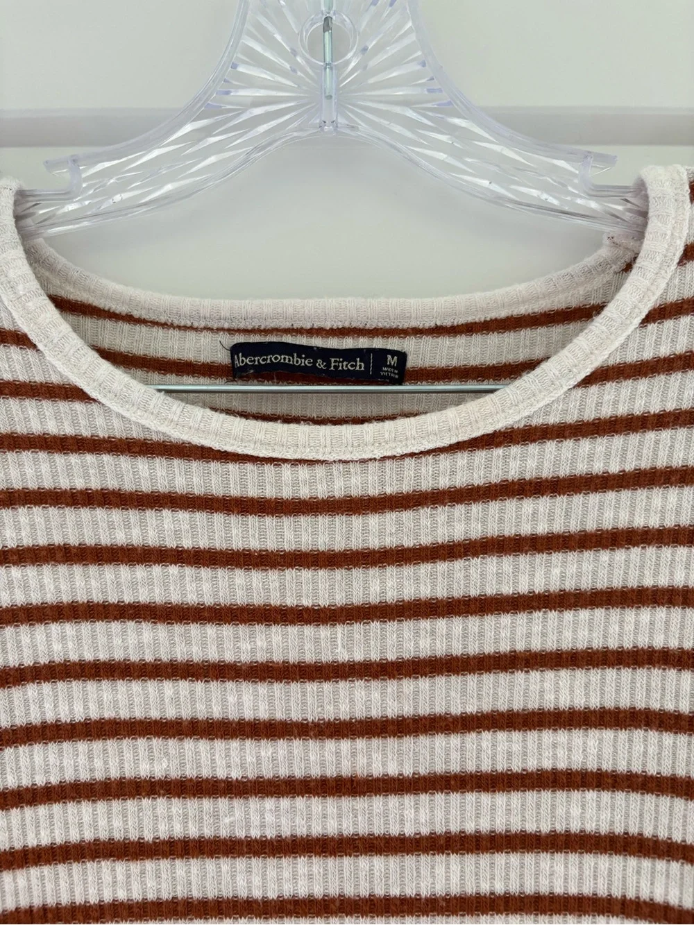 A&F Ribbed Top - Picture 2 of 2